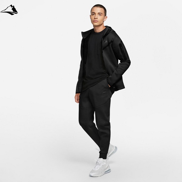 Брюки мужские Nike Tech Fleece Men's Joggers, черный, 2XL CU4495-010 фото