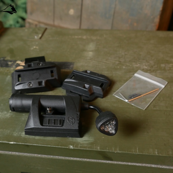 Тактичний ліхтарик на шолом з кріпленням MPLS CHARGE, чорний, універсальний 7056-Ч фото