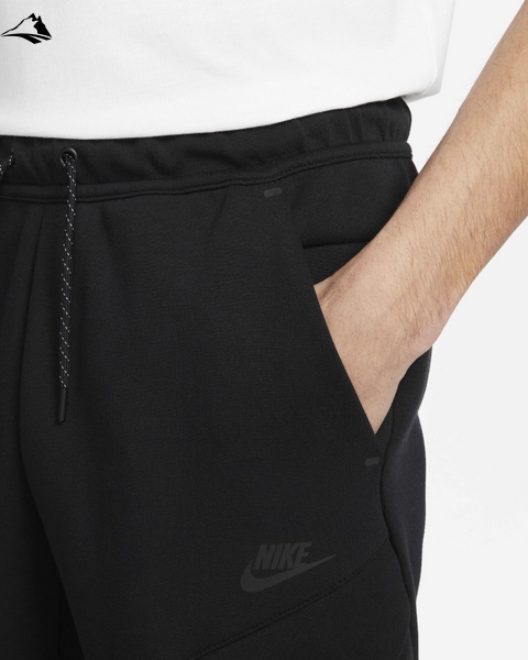 Брюки мужские Nike Nsw Tch Flc Utility Pant, черный, 2XL DM6453-010 фото